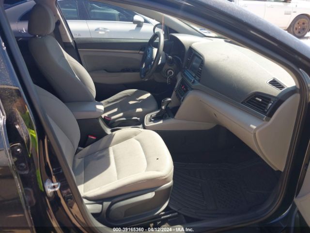 Photo 4 VIN: 5NPD84LF6JH254804 - HYUNDAI ELANTRA 