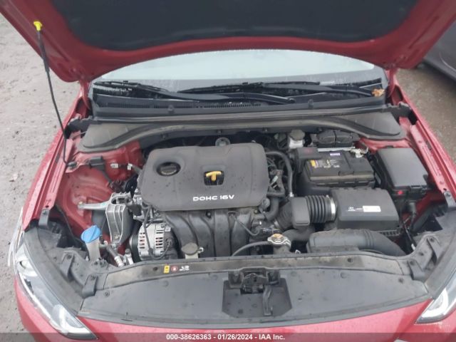 Photo 9 VIN: 5NPD84LF6JH257394 - HYUNDAI ELANTRA 