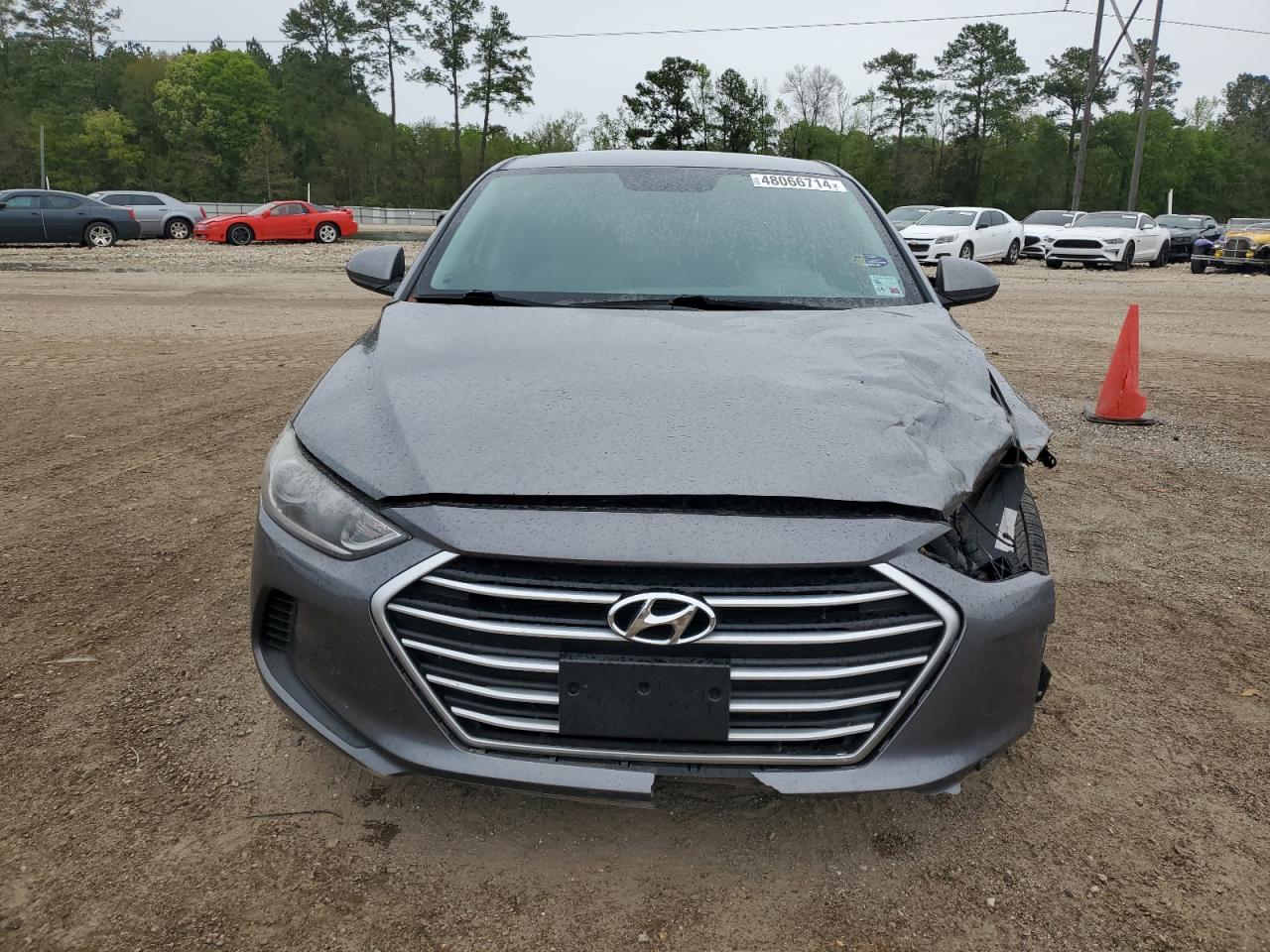 Photo 4 VIN: 5NPD84LF6JH258366 - HYUNDAI ELANTRA 