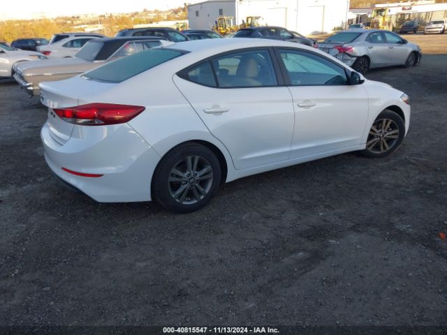 Photo 3 VIN: 5NPD84LF6JH263969 - HYUNDAI ELANTRA 