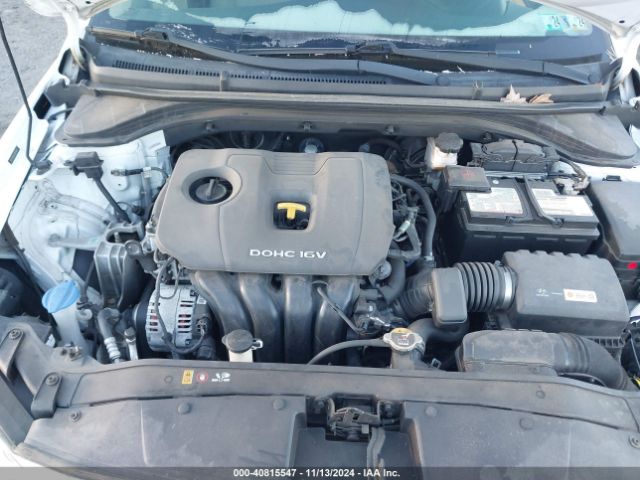 Photo 9 VIN: 5NPD84LF6JH263969 - HYUNDAI ELANTRA 