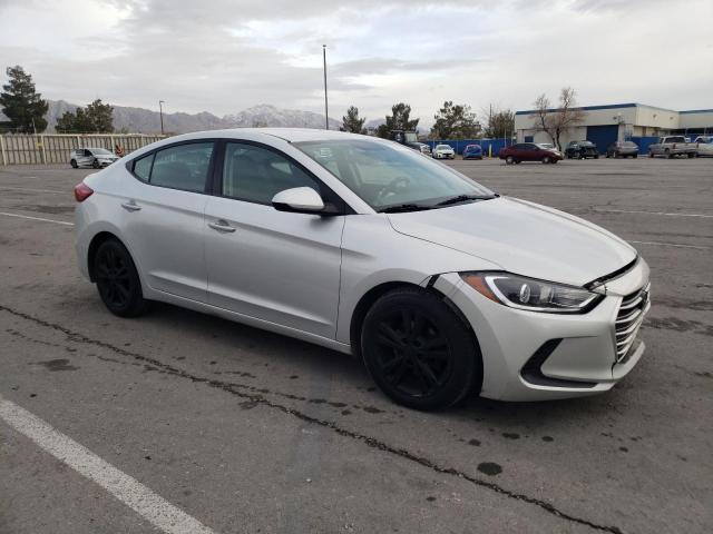 Photo 3 VIN: 5NPD84LF6JH266113 - HYUNDAI ELANTRA SE 