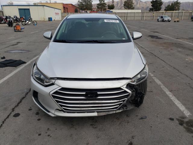 Photo 4 VIN: 5NPD84LF6JH266113 - HYUNDAI ELANTRA SE 