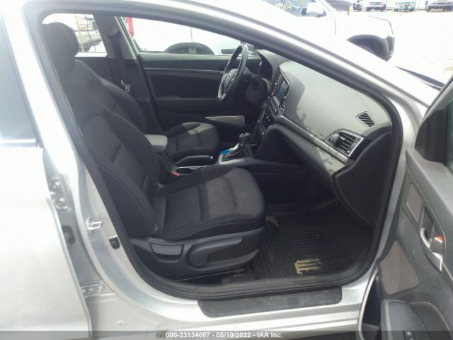 Photo 4 VIN: 5NPD84LF6JH282019 - HYUNDAI ELANTRA 