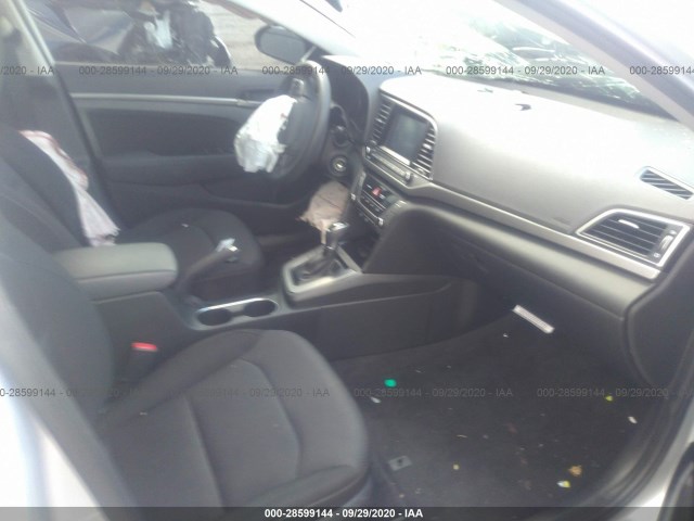 Photo 4 VIN: 5NPD84LF6JH285941 - HYUNDAI ELANTRA 