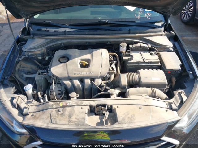 Photo 9 VIN: 5NPD84LF6JH295398 - HYUNDAI ELANTRA 