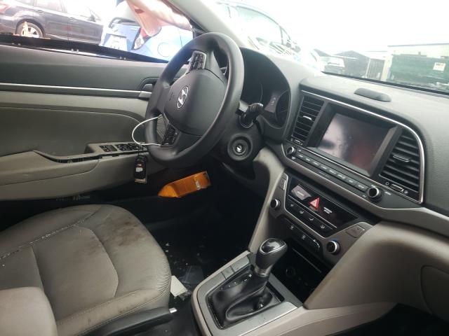 Photo 8 VIN: 5NPD84LF6JH301328 - HYUNDAI ELANTRA SE 