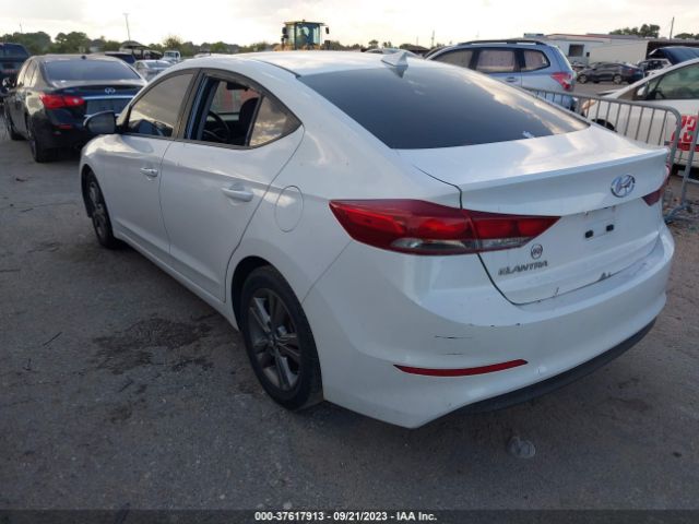 Photo 2 VIN: 5NPD84LF6JH304312 - HYUNDAI ELANTRA 