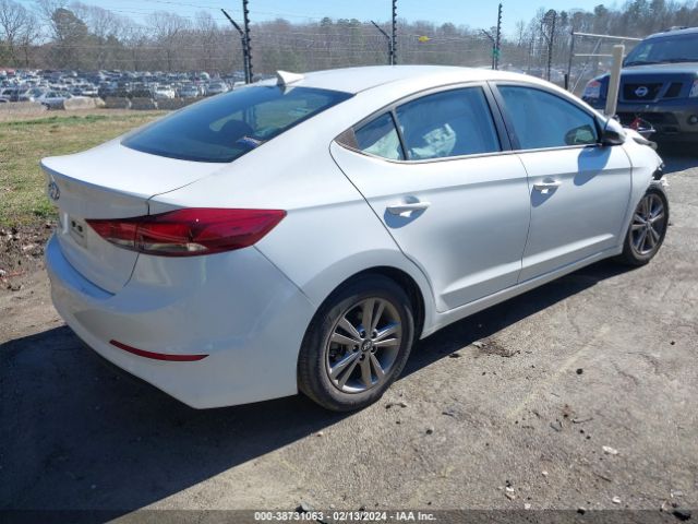 Photo 3 VIN: 5NPD84LF6JH308487 - HYUNDAI ELANTRA 