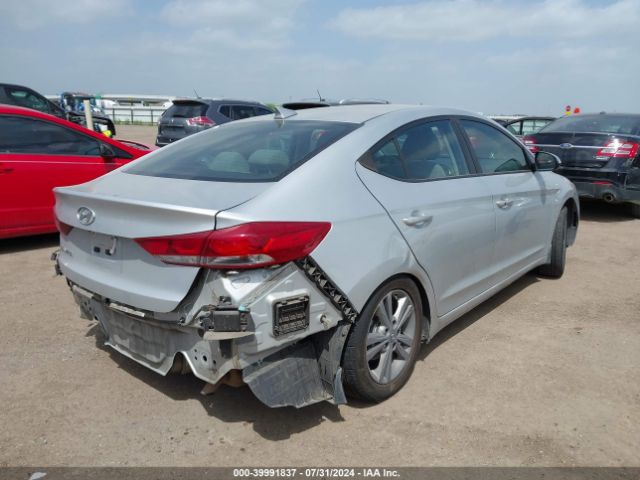 Photo 3 VIN: 5NPD84LF6JH310871 - HYUNDAI ELANTRA 