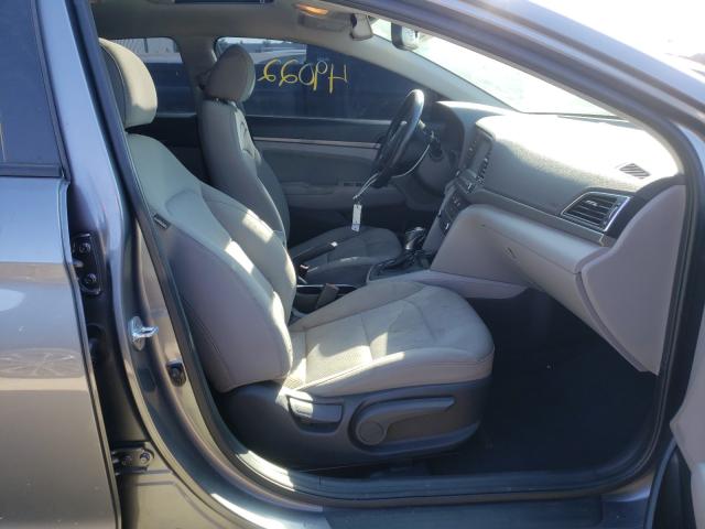 Photo 4 VIN: 5NPD84LF6JH314032 - HYUNDAI ELANTRA SE 