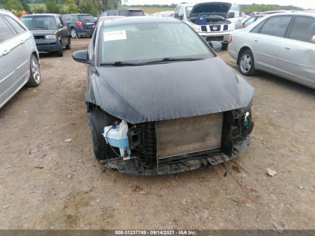 Photo 5 VIN: 5NPD84LF6JH317819 - HYUNDAI ELANTRA 