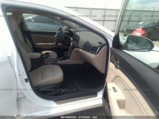 Photo 4 VIN: 5NPD84LF6JH325046 - HYUNDAI ELANTRA 