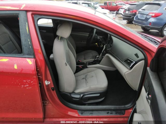 Photo 4 VIN: 5NPD84LF6JH326360 - HYUNDAI ELANTRA 