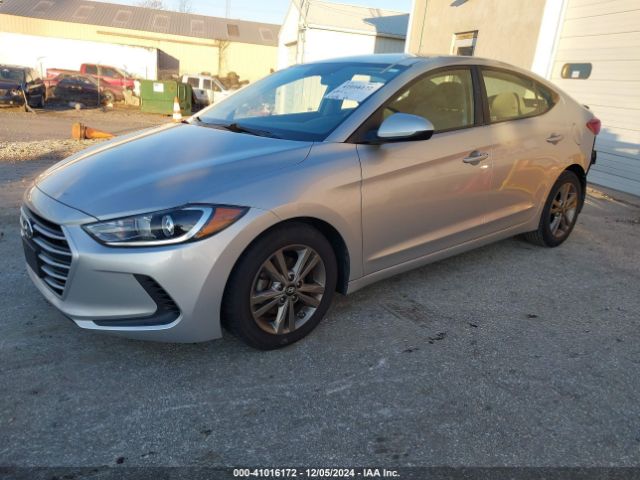 Photo 1 VIN: 5NPD84LF6JH330425 - HYUNDAI ELANTRA 