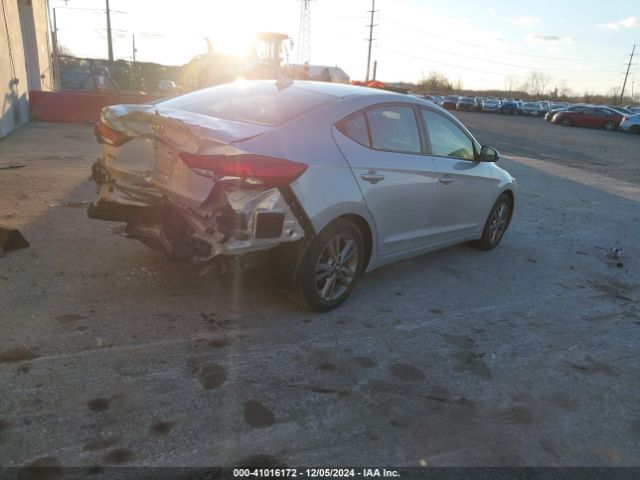 Photo 3 VIN: 5NPD84LF6JH330425 - HYUNDAI ELANTRA 