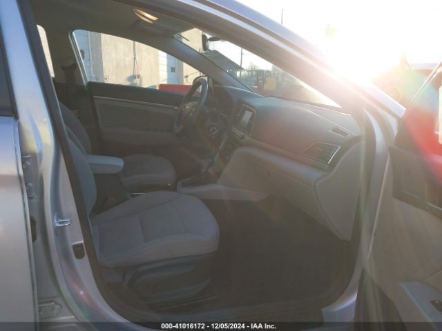 Photo 4 VIN: 5NPD84LF6JH330425 - HYUNDAI ELANTRA 