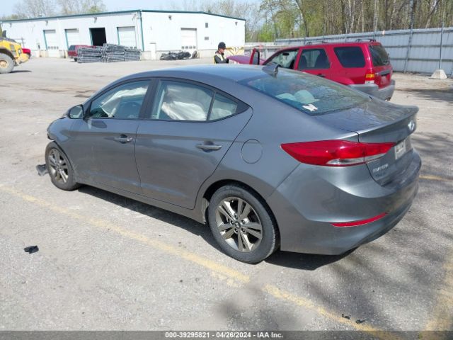 Photo 2 VIN: 5NPD84LF6JH353364 - HYUNDAI ELANTRA 