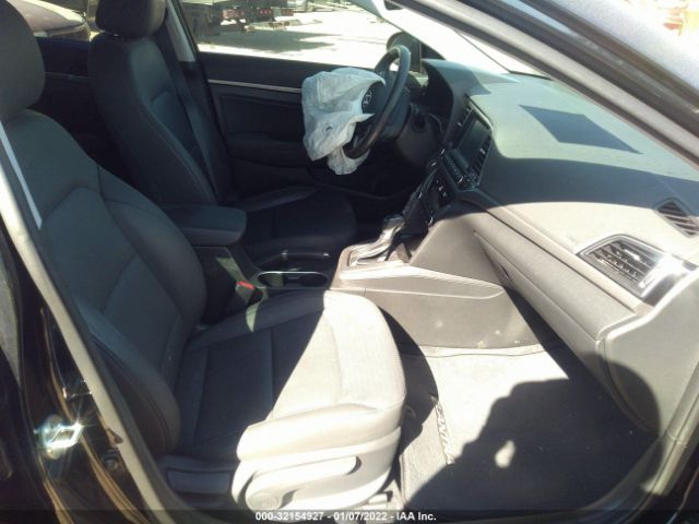 Photo 4 VIN: 5NPD84LF6JH361268 - HYUNDAI ELANTRA 