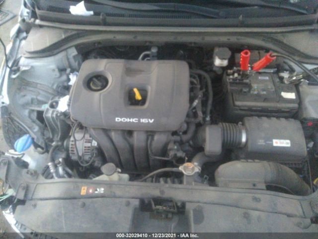 Photo 9 VIN: 5NPD84LF6JH365921 - HYUNDAI ELANTRA 