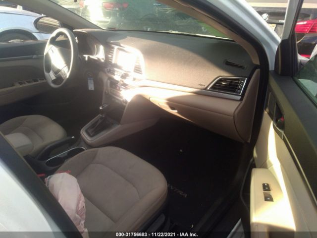 Photo 4 VIN: 5NPD84LF6JH369726 - HYUNDAI ELANTRA 