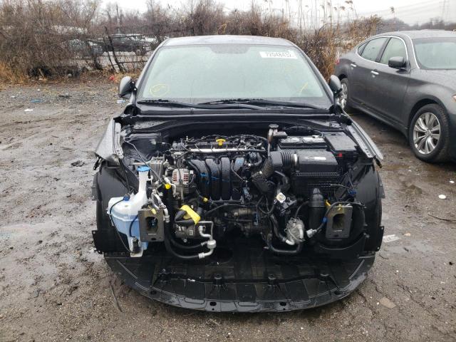 Photo 4 VIN: 5NPD84LF6JH377843 - HYUNDAI ELANTRA SE 