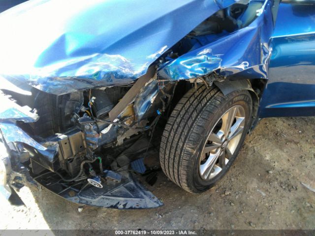 Photo 5 VIN: 5NPD84LF6JH379902 - HYUNDAI ELANTRA 