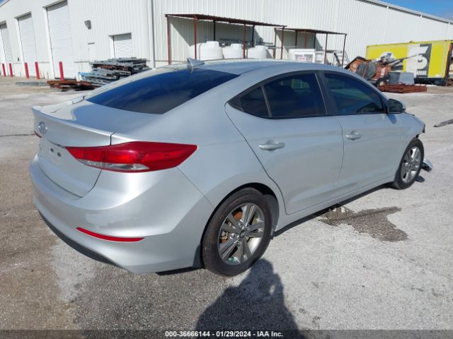 Photo 3 VIN: 5NPD84LF6JH380130 - HYUNDAI ELANTRA 