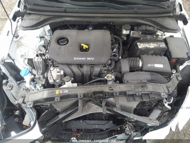 Photo 9 VIN: 5NPD84LF6JH382797 - HYUNDAI ELANTRA 