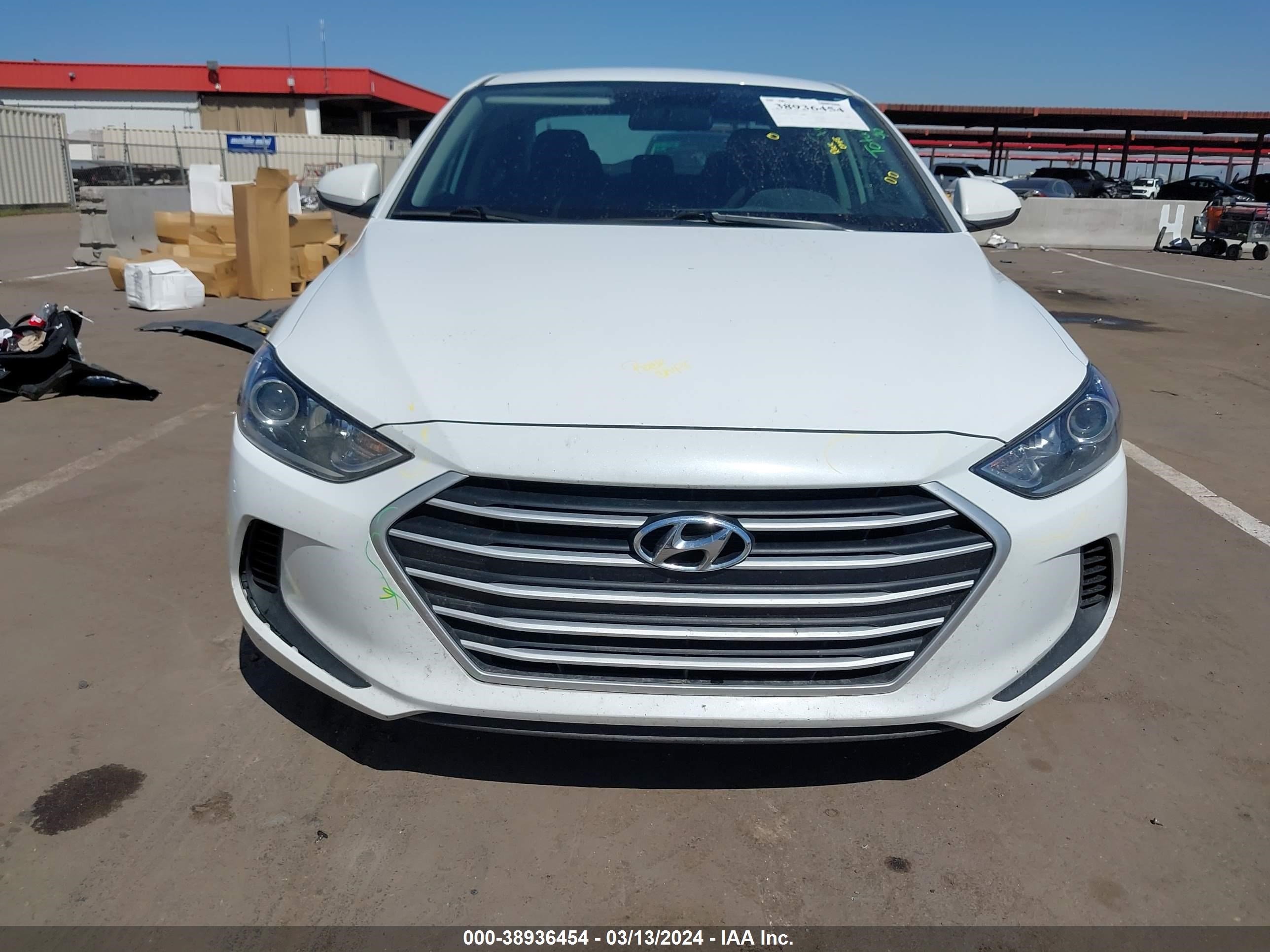 Photo 12 VIN: 5NPD84LF6JH387515 - HYUNDAI ELANTRA 