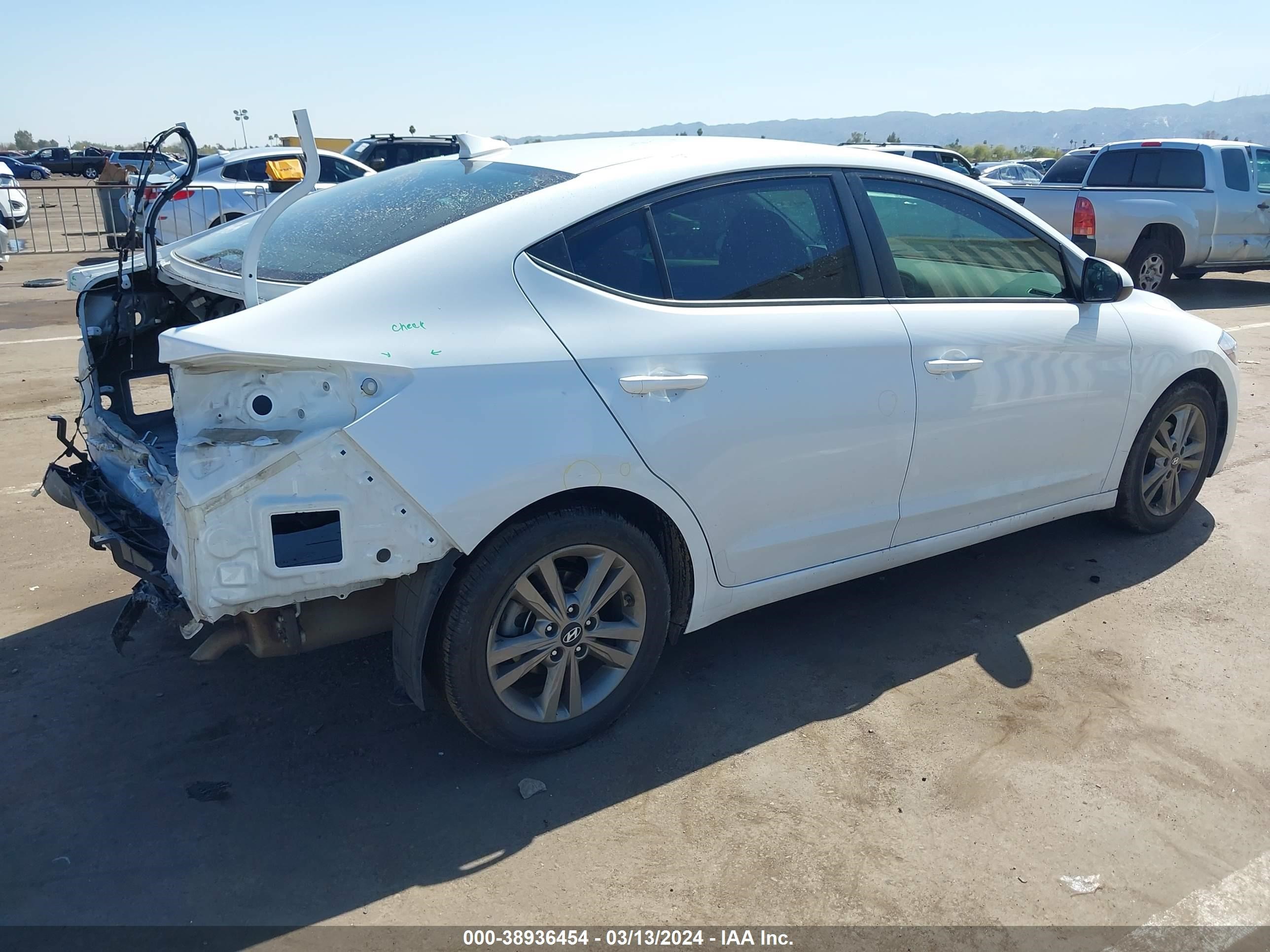 Photo 3 VIN: 5NPD84LF6JH387515 - HYUNDAI ELANTRA 