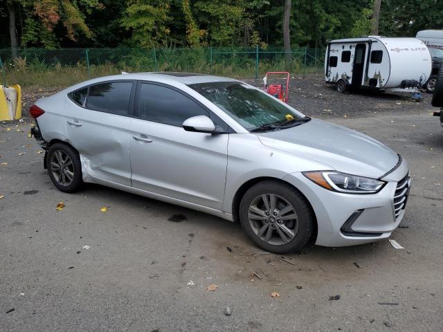 Photo 3 VIN: 5NPD84LF6JH390320 - HYUNDAI ELANTRA SE 