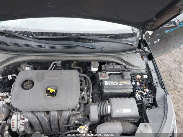 Photo 9 VIN: 5NPD84LF6KH404444 - HYUNDAI ELANTRA 