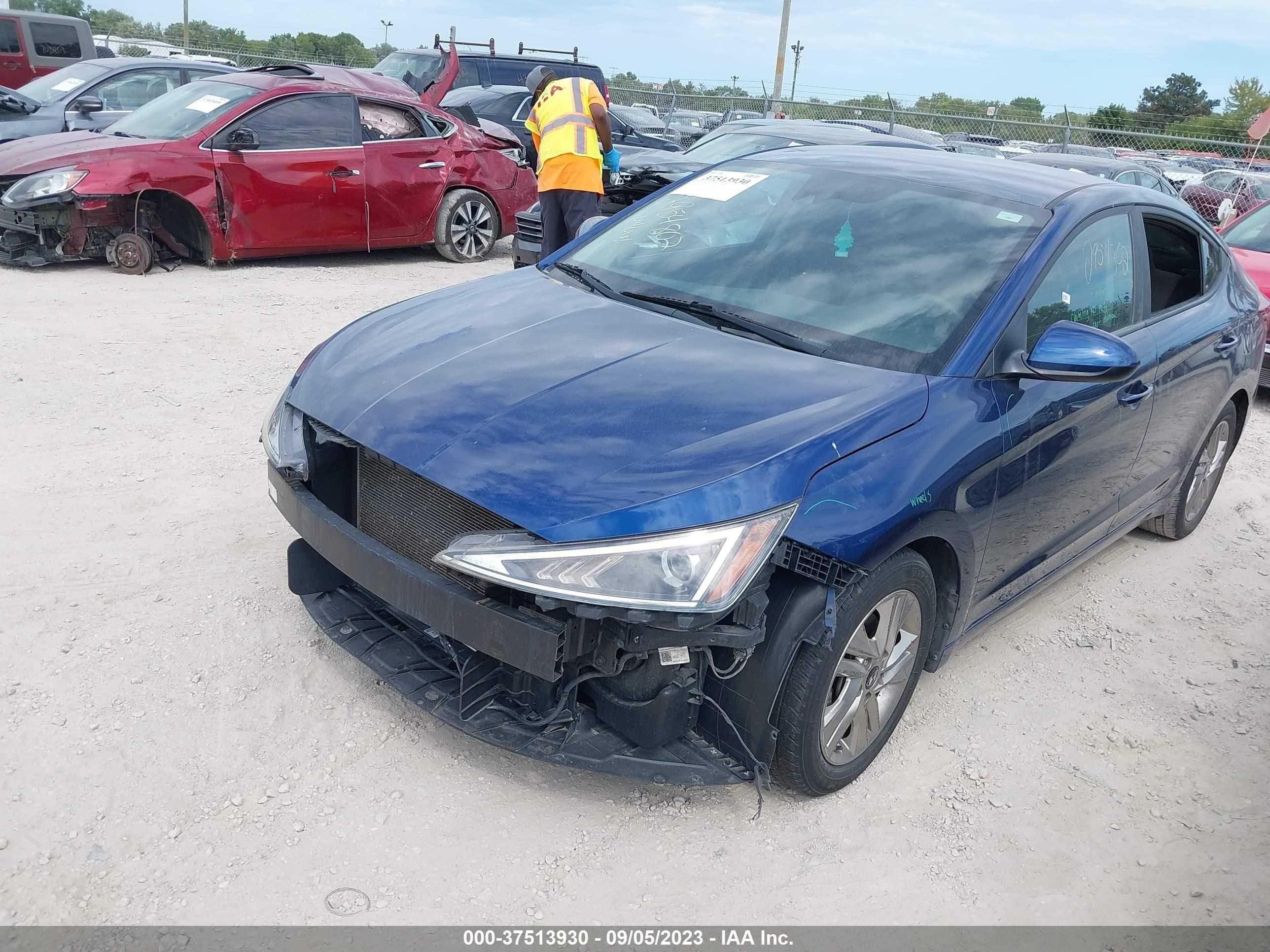 Photo 1 VIN: 5NPD84LF6KH408641 - HYUNDAI ELANTRA 