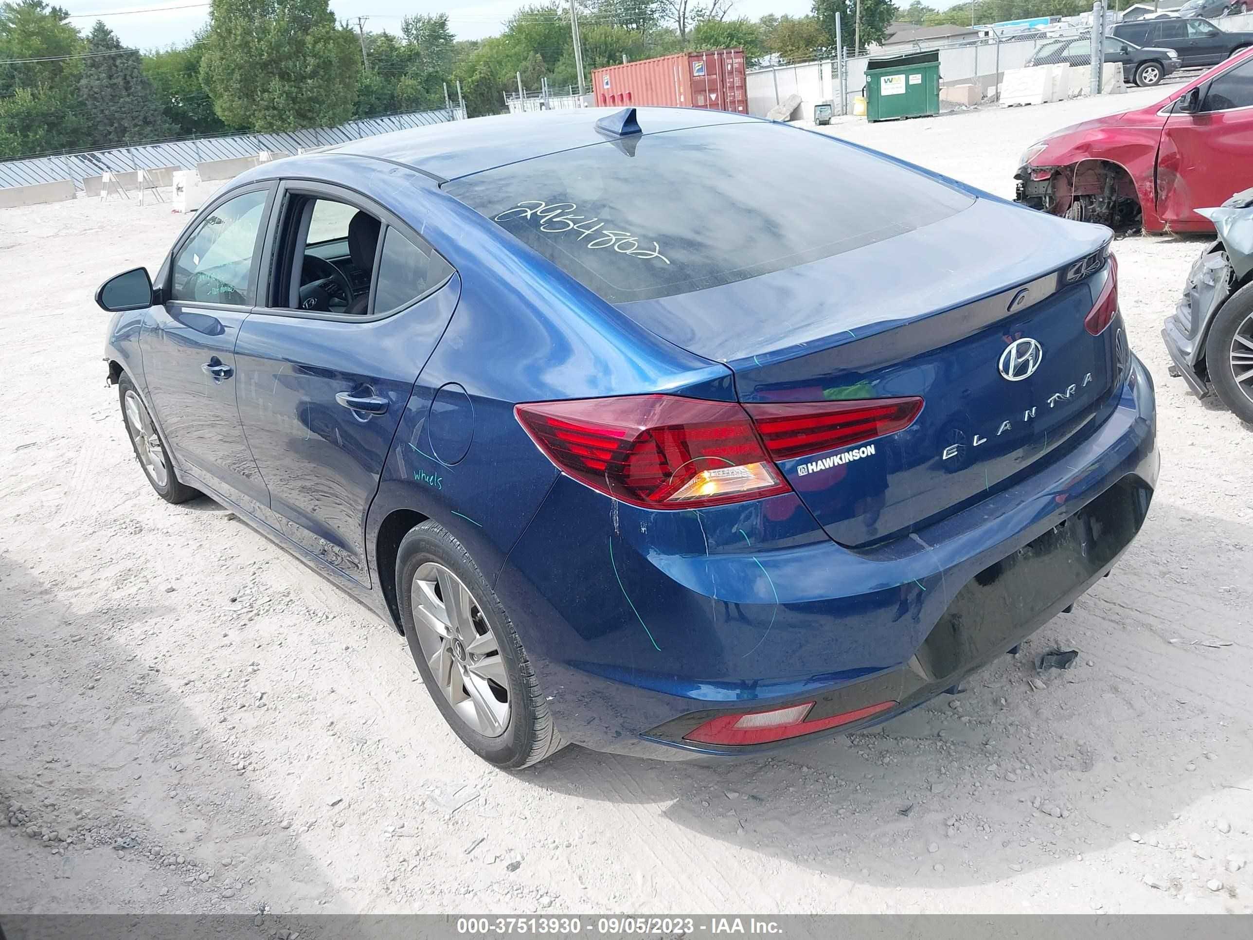 Photo 2 VIN: 5NPD84LF6KH408641 - HYUNDAI ELANTRA 