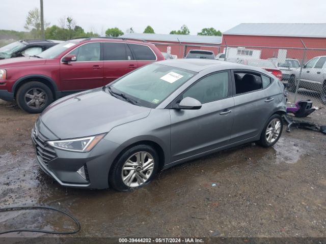 Photo 1 VIN: 5NPD84LF6KH419171 - HYUNDAI ELANTRA 