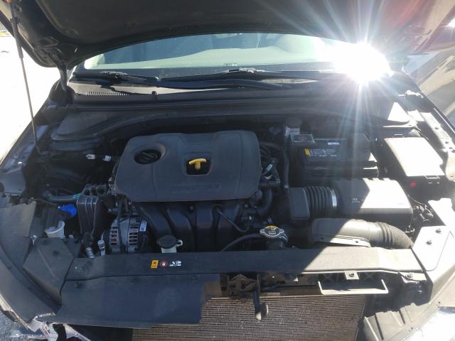 Photo 6 VIN: 5NPD84LF6KH427951 - HYUNDAI ELANTRA SE 