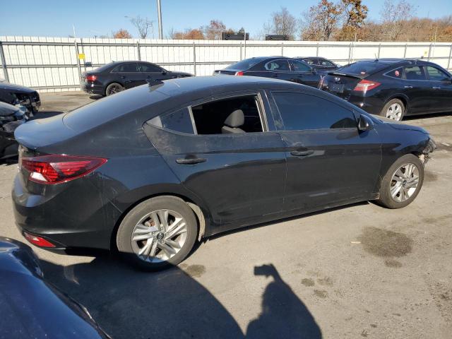 Photo 2 VIN: 5NPD84LF6KH441784 - HYUNDAI ELANTRA SE 