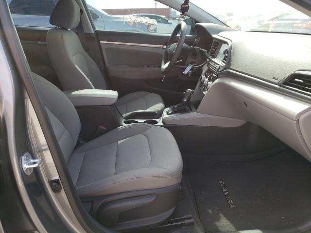 Photo 4 VIN: 5NPD84LF6KH452641 - HYUNDAI ELANTRA SE 