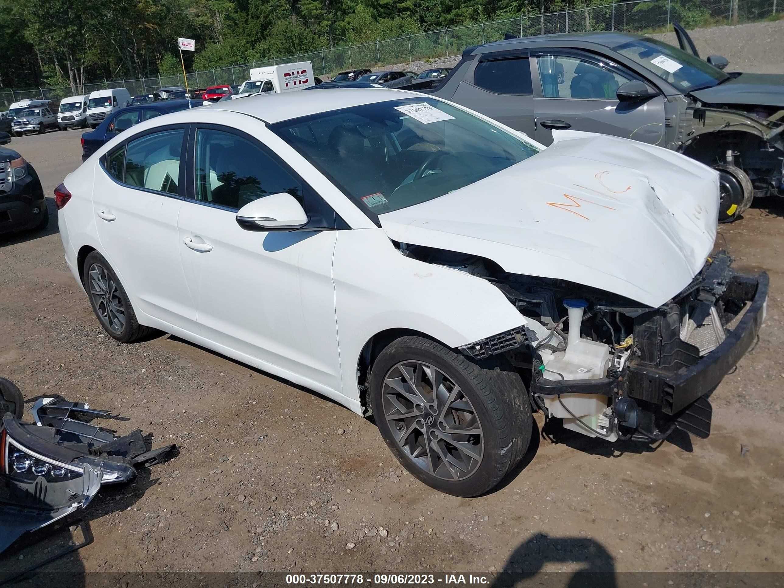 Photo 0 VIN: 5NPD84LF6KH454860 - HYUNDAI ELANTRA 