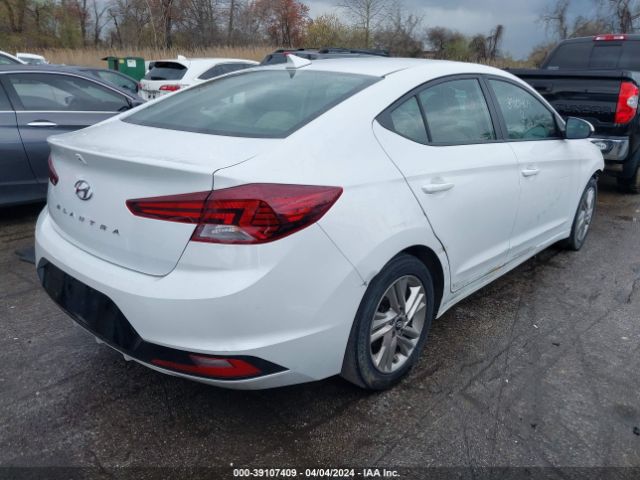 Photo 3 VIN: 5NPD84LF6KH460397 - HYUNDAI ELANTRA 