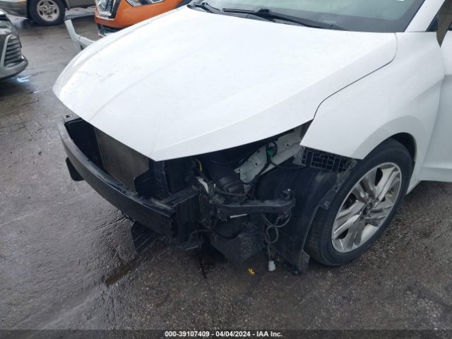 Photo 5 VIN: 5NPD84LF6KH460397 - HYUNDAI ELANTRA 