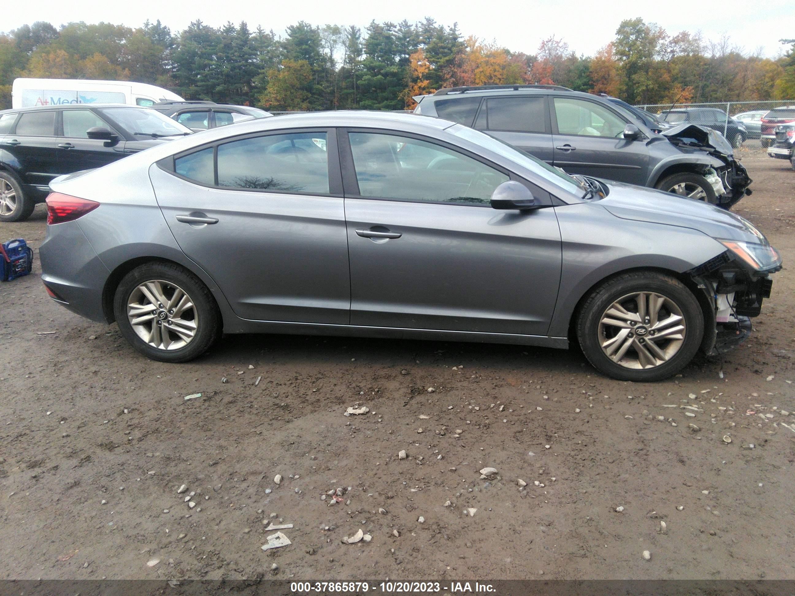 Photo 13 VIN: 5NPD84LF6KH462070 - HYUNDAI ELANTRA 