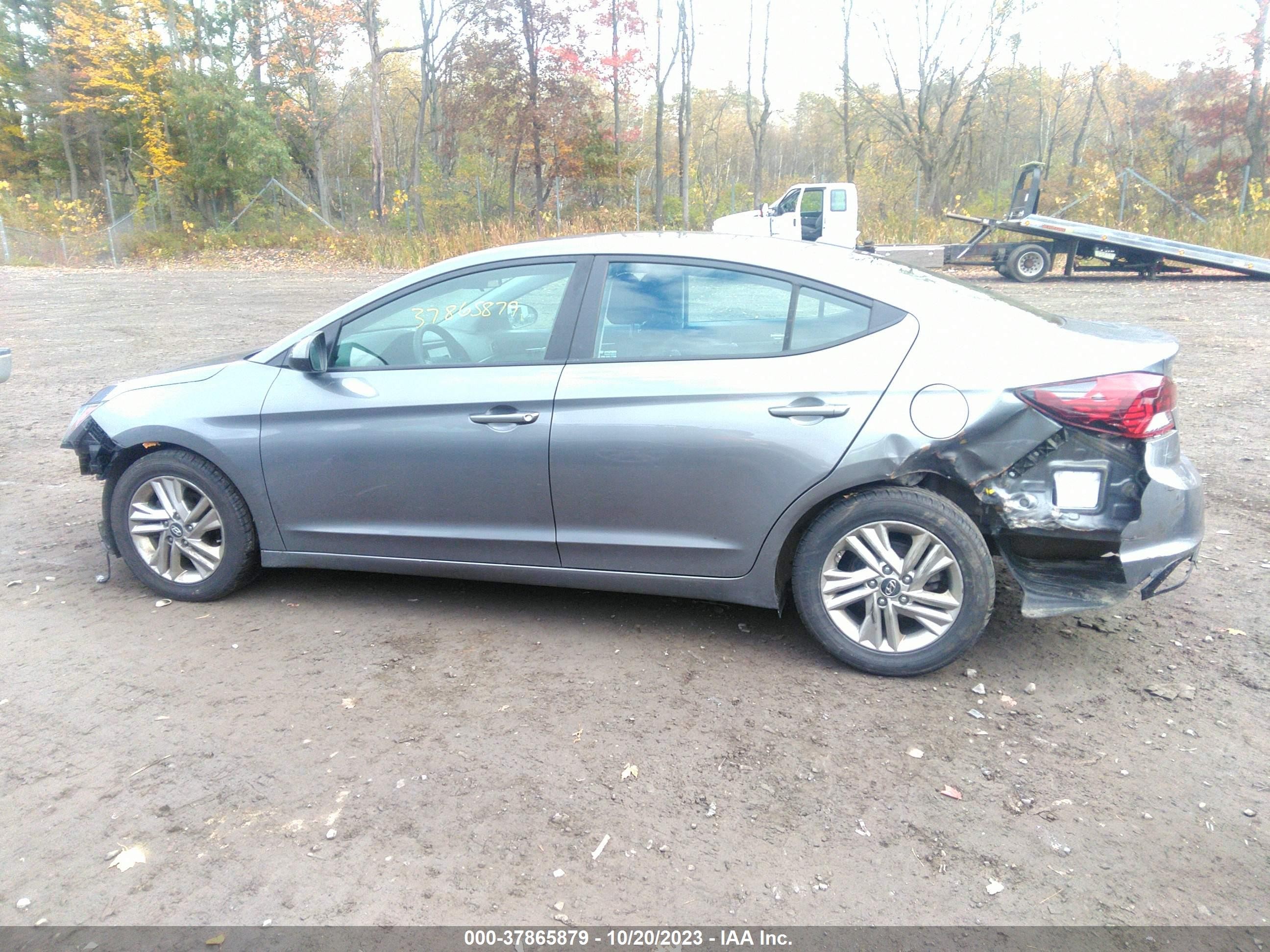 Photo 14 VIN: 5NPD84LF6KH462070 - HYUNDAI ELANTRA 