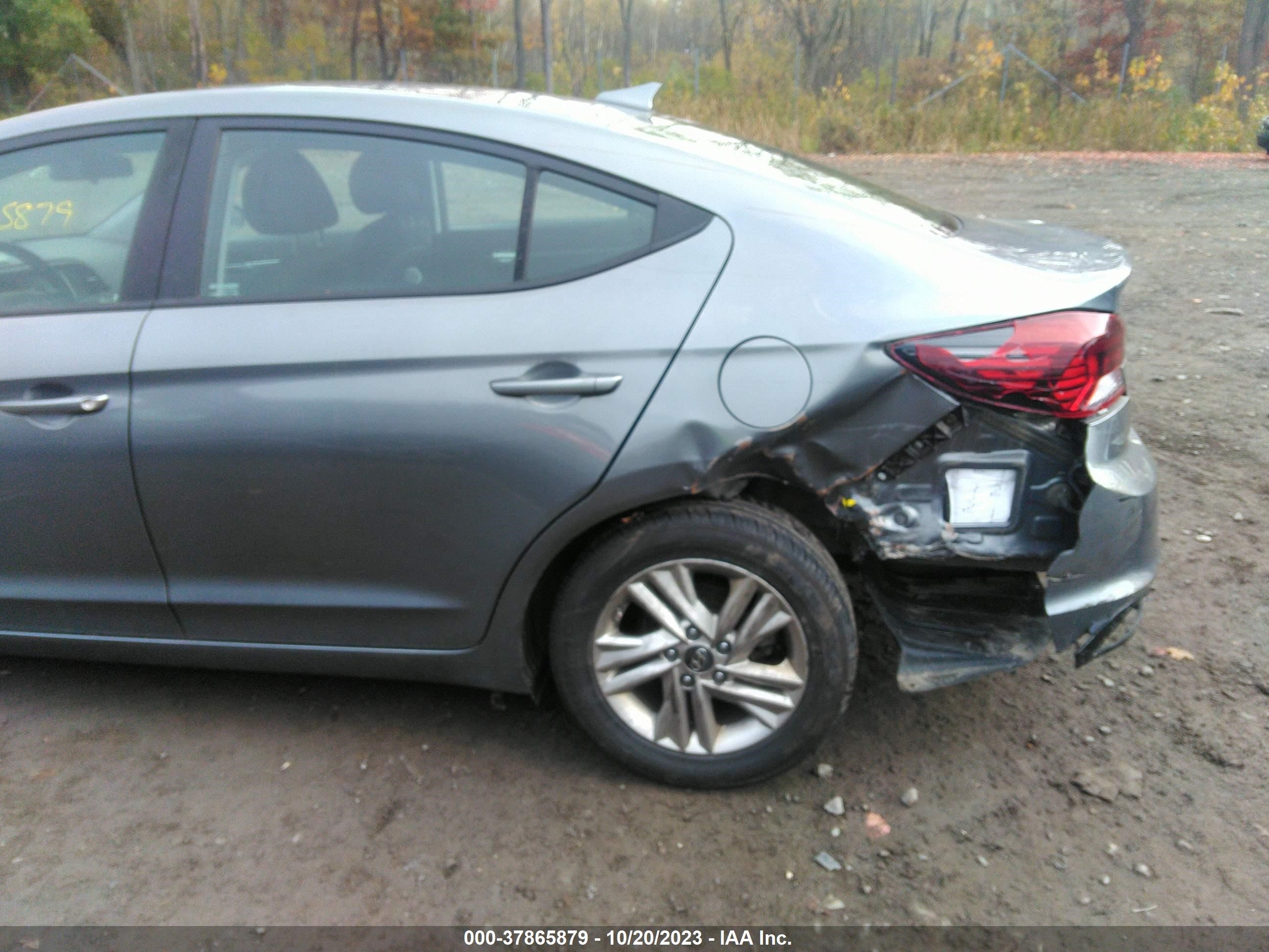 Photo 5 VIN: 5NPD84LF6KH462070 - HYUNDAI ELANTRA 