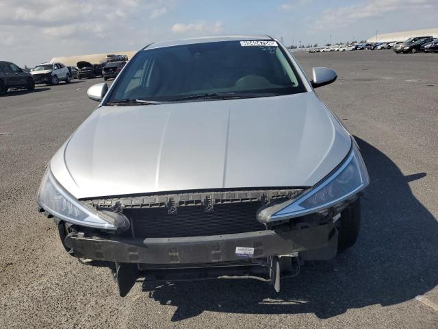 Photo 4 VIN: 5NPD84LF6KH483341 - HYUNDAI ELANTRA 