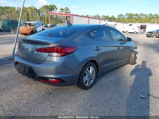 Photo 3 VIN: 5NPD84LF6KH484974 - HYUNDAI ELANTRA 