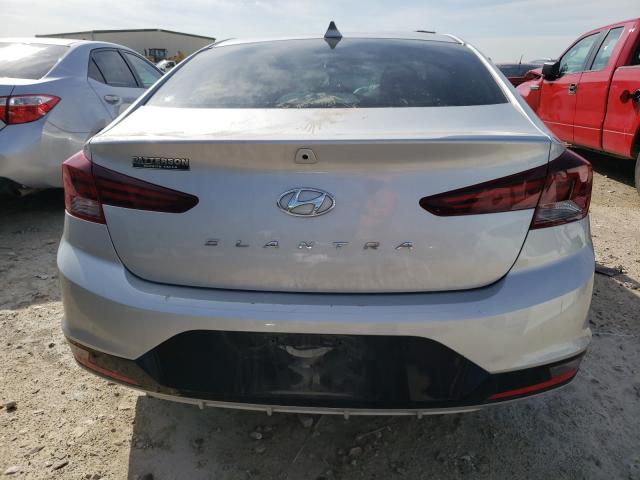 Photo 8 VIN: 5NPD84LF6KH487261 - HYUNDAI ELANTRA SE 