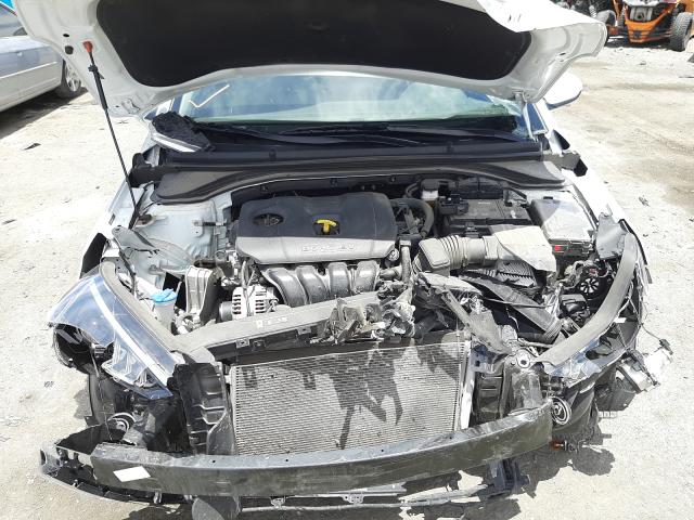 Photo 6 VIN: 5NPD84LF6LH511382 - HYUNDAI ELANTRA SE 