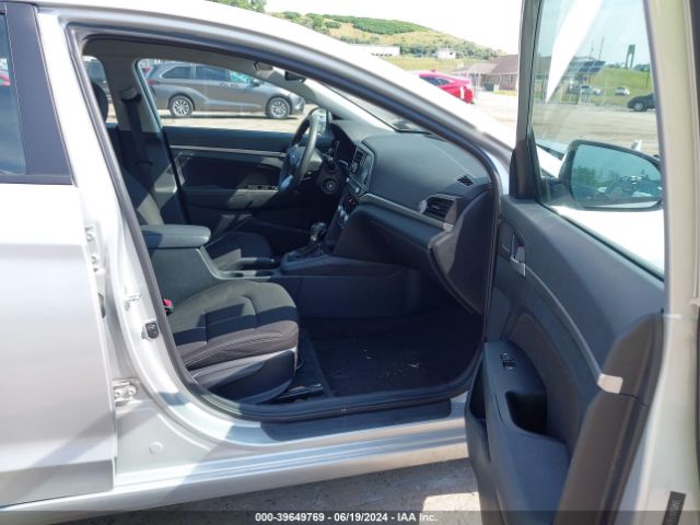 Photo 4 VIN: 5NPD84LF6LH513018 - HYUNDAI ELANTRA 